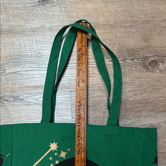 Barnes & Noble Canvas Tote Bag Green & Gold The wonderful Wizard of Oz -large - Picture 4 of 6
